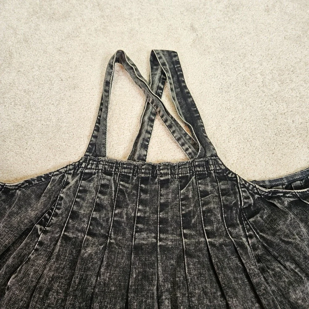 Free People trendy adds